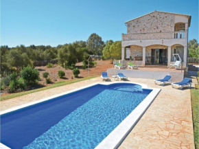Отель Holiday home Cami de Can Llis  Сес-Салинес